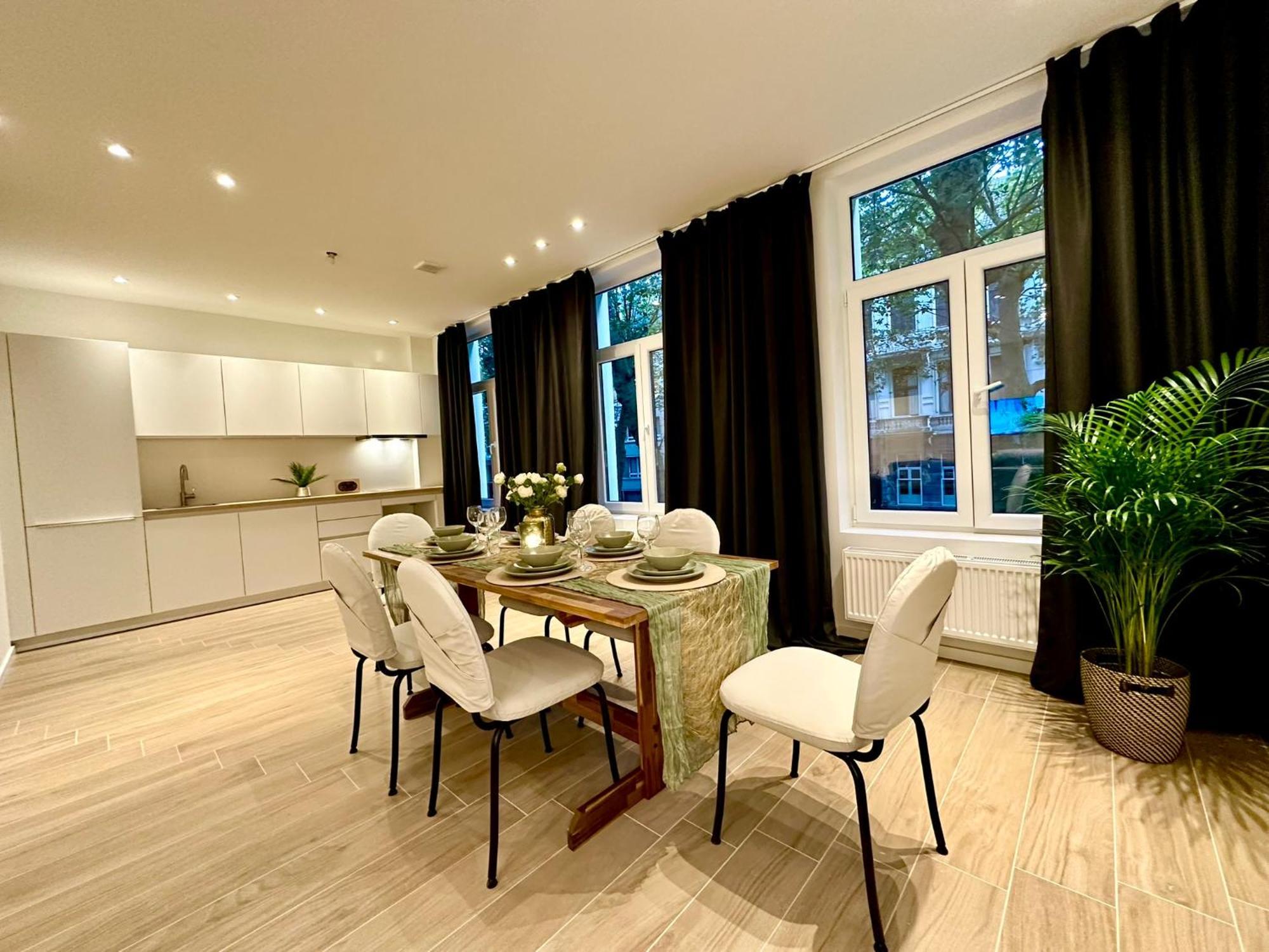 Luxury Suites Park By Rikas Hotels Антверпен Екстериор снимка