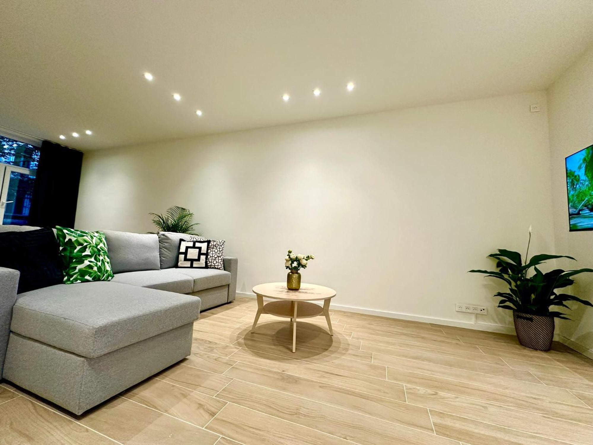 Luxury Suites Park By Rikas Hotels Антверпен Екстериор снимка