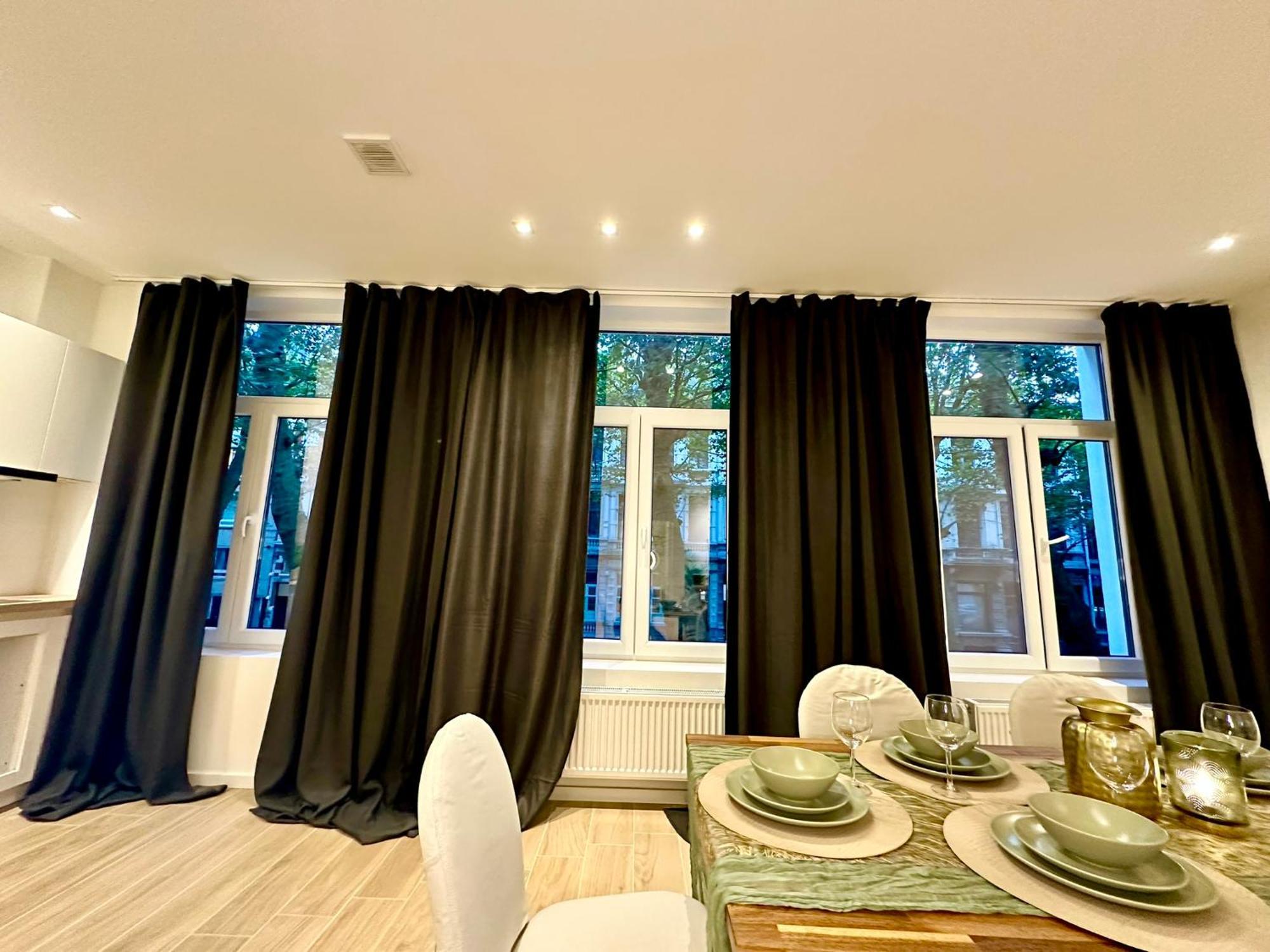 Luxury Suites Park By Rikas Hotels Антверпен Екстериор снимка