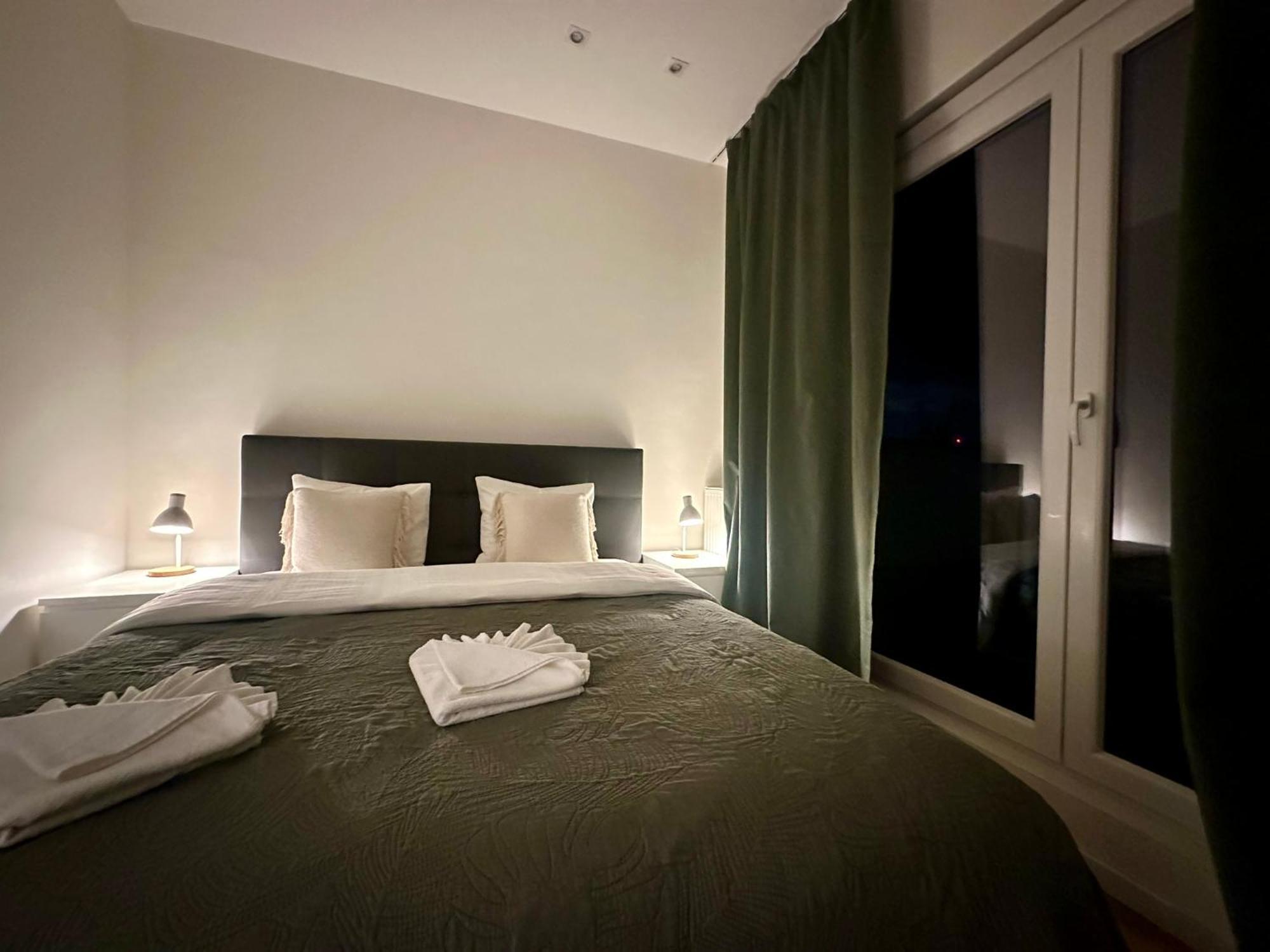 Luxury Suites Park By Rikas Hotels Антверпен Екстериор снимка